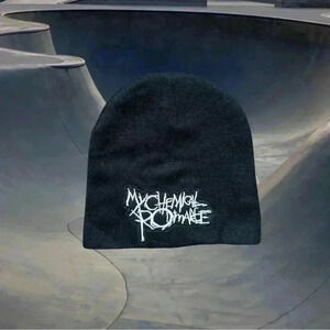 My Chemical Romance beanie - black and white